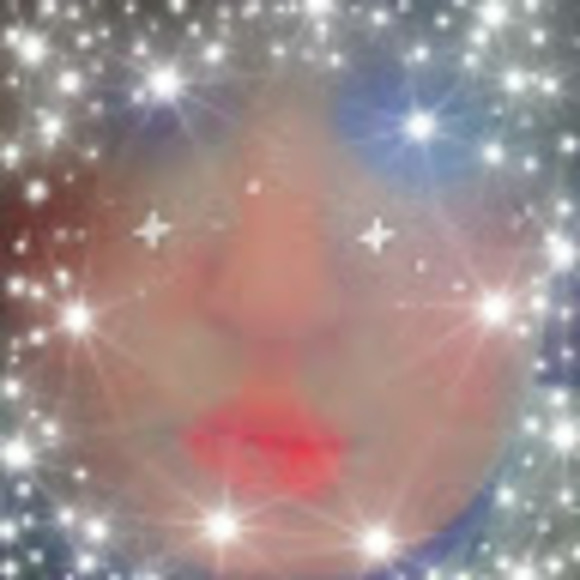 Profile Picture of Erica Knolhoff (@ericaknolhoff1) on Poshmark