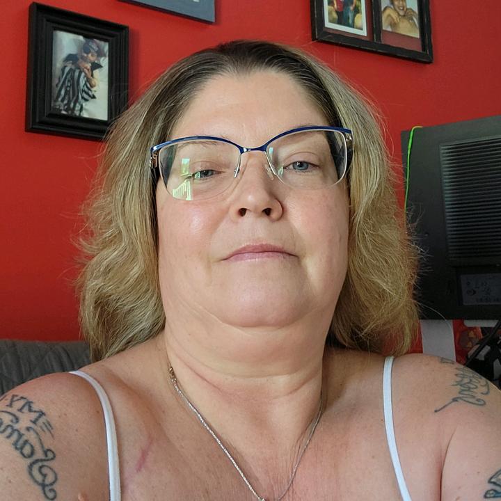 Profile Picture of Susan Conyers (@usersempersue) on Tiktok