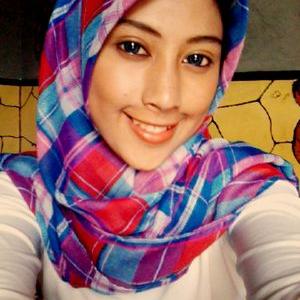 Profile Picture of Silvya_R_Nuraini (@SylviaAlZahryan) on Twitter