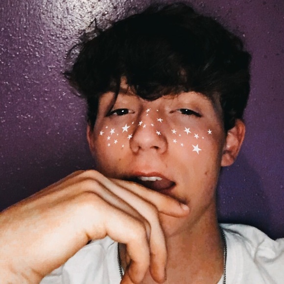 Profile Picture of Christian Scott (@christian2127) on Poshmark