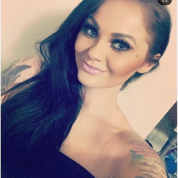 Profile Picture of Jessica Strautmann (@jesss3844) on Poshmark