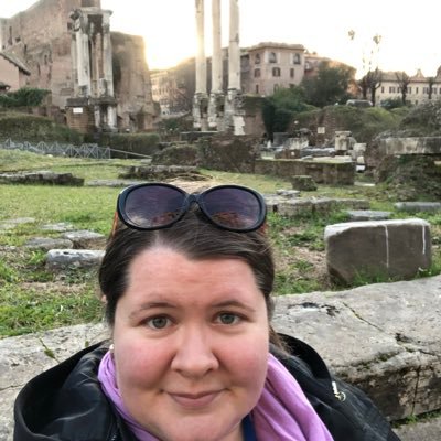 Profile Picture of Clare Conroy (@missconroy) on Twitter