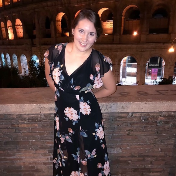 Profile Picture of Alexis Gwizdak (@alexisgwizdak) on Poshmark