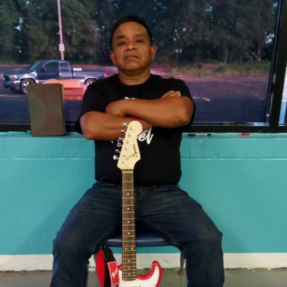 Profile Picture of Jacob Alonzo (@jacobalonzo520) on Poshmark