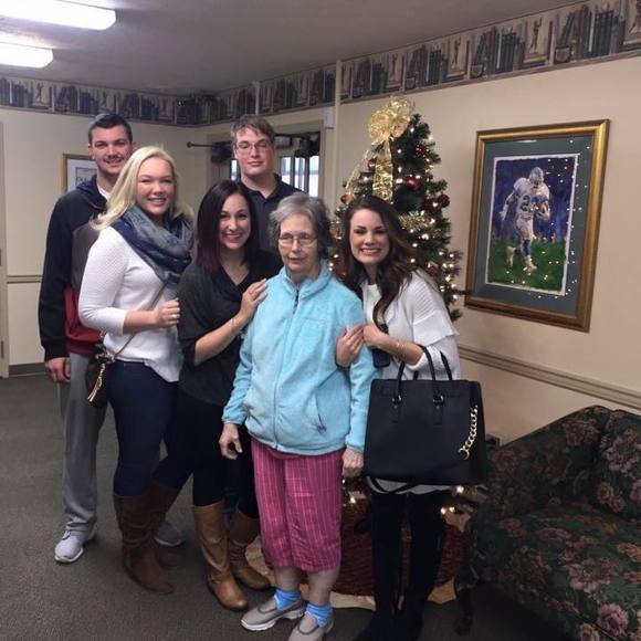 Profile Picture of Michael Gillespie (@gillespie23) on Poshmark