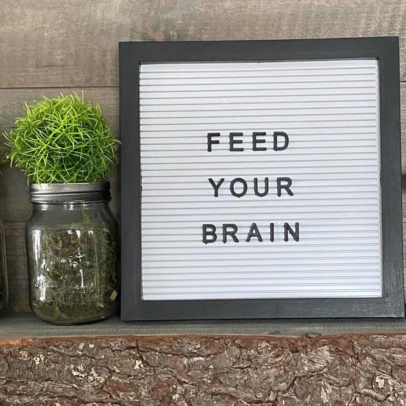 Profile Picture of Catherine Ralph (@cathyralph60) on Poshmark