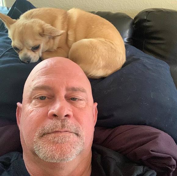 Ross Guelle - Poshmark Profile Picture of Ross Guelle (@guelleross) on Poshmark