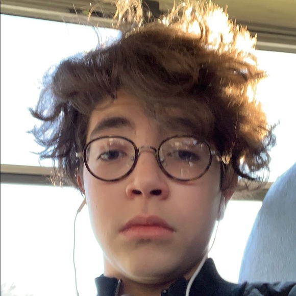 Profile Picture of Adam Boudraa (@adamboudraa) on Poshmark