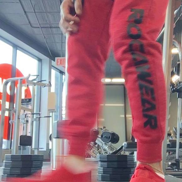 Profile Picture of Johnny Palacios (@johnnypalaci168) on Poshmark