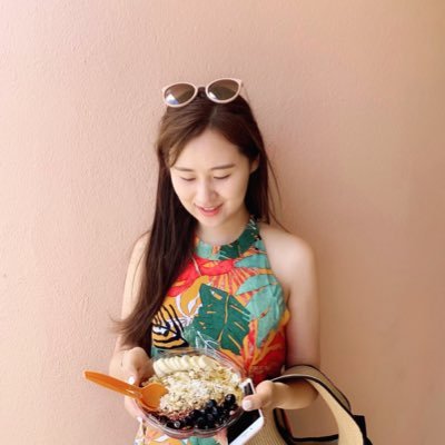 Profile Picture of Yujin F. Lee (@yujinflee) on Twitter