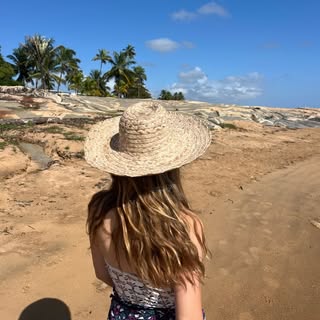 Profile Picture of Eva ☀️ (@carrier_eva) on Instagram