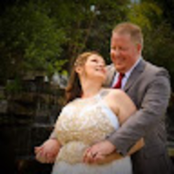 Lynn Lacrosse - Poshmark Profile Picture of Lynn Lacrosse (@lross787) on Poshmark