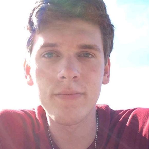 Profile Picture of Steven Shockley (@sammiesed) on Poshmark