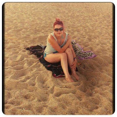 Becki Kelly - Twitter Profile Picture of Becki Kelly (@becki20111) on Twitter