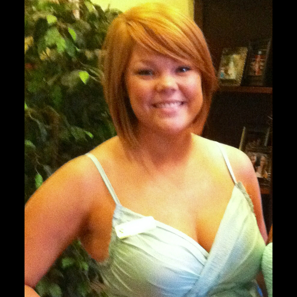 Profile Picture of Amber Tompkins (@atompkins) on Poshmark