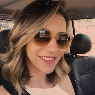 Profile Picture of Larissa Pina (@LarissaPina6) on Twitter