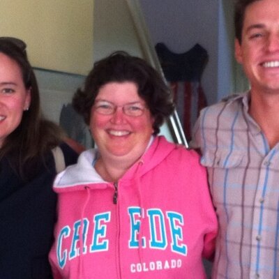 Profile Picture of Heidi Sloan (@heidisloa) on Twitter