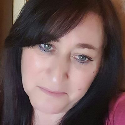 Profile Photo of Lisa Colombo (@leeleegirl65) on Twitter