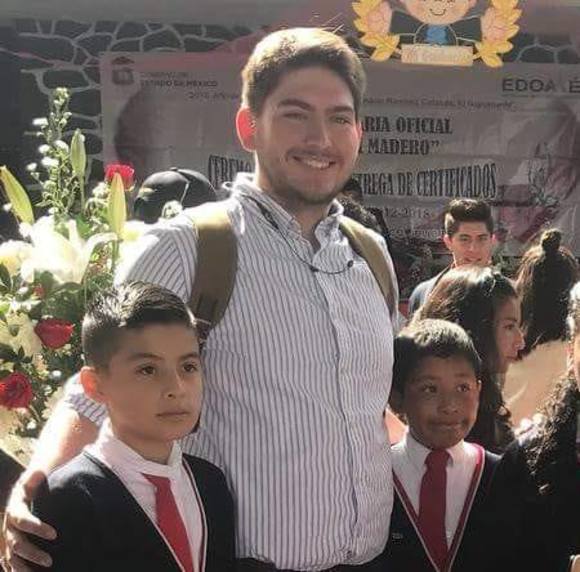 Profile Picture of David Lyons (@davidplyons) on Poshmark