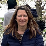 Profile Picture of Lori Armstrong (@loro5ka) on Youtube