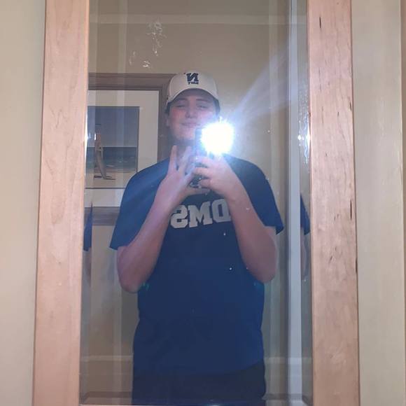 Profile Picture of Kyle Goida (@kylegoida) on Poshmark