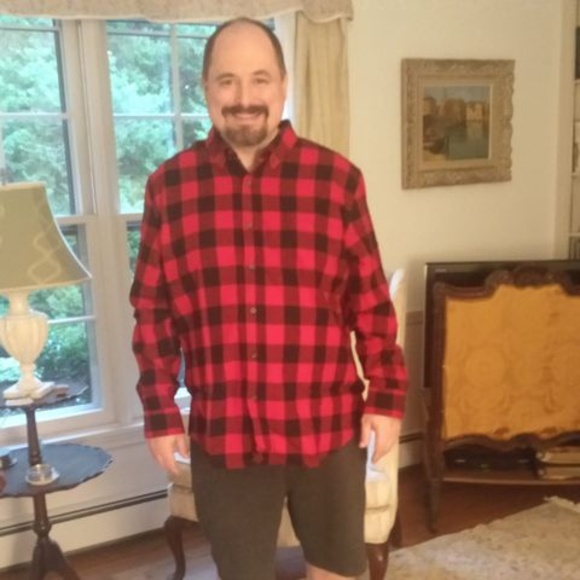 Profile Picture of Thomas Burns (@thomasburns23) on Poshmark