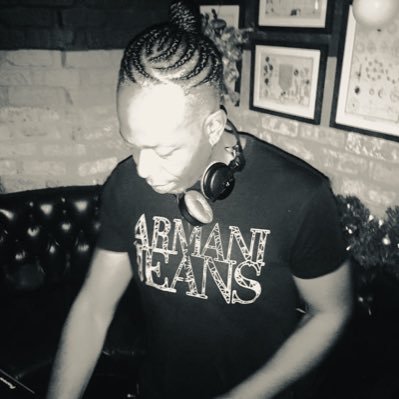 Profile Picture of DJ Sean E (@DJSeanESean) on Twitter
