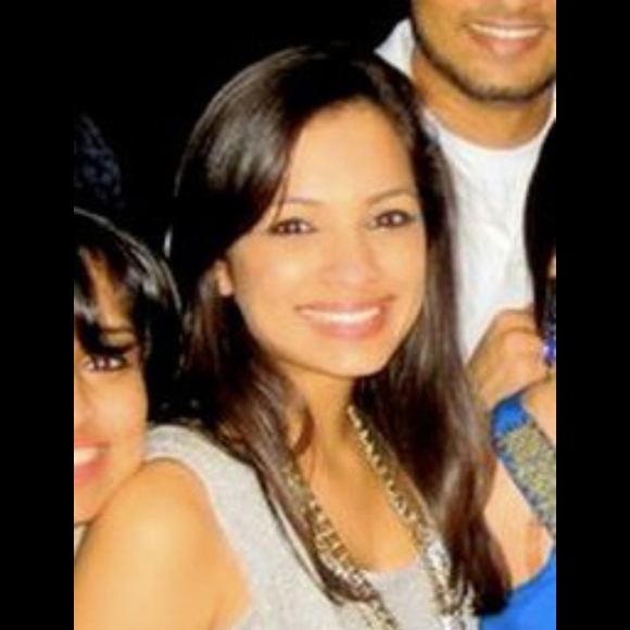 Profile Picture of Hinal Patel (@hpatel715) on Poshmark