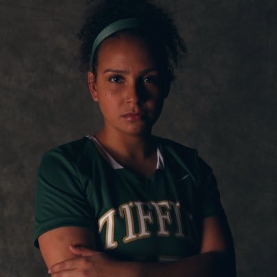 Profile Picture of Leah Davis 💎 (@_be_unique_5) on Twitter