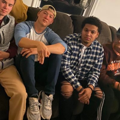 Profile Picture of Christopher (@ChrisBonner_10) on Twitter