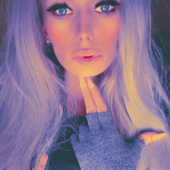 Aleks Spurek - Poshmark Profile Picture of Aleks Spurek (@aleksspurek) on Poshmark