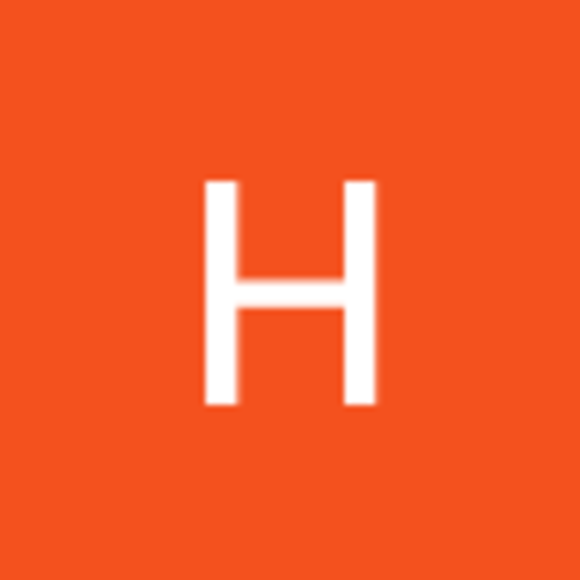 Profile Picture of Heewon Pak (@mrsheewpak) on Poshmark