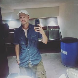 Profile Picture of Oliver Kurt Wetzel E Vers (@vintagemania_mx) on Instagram