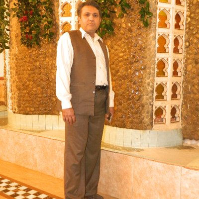 Profile Picture of Amir (@amir12qamar) on Twitter