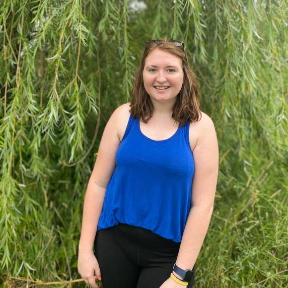 Profile Picture of Leah Bates (@lcbates) on Poshmark