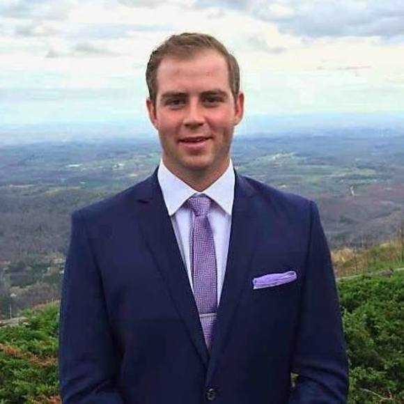 Profile Picture of Alex Kluger (@alkuger) on Poshmark