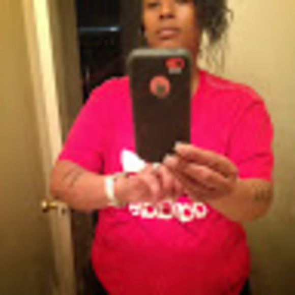 Profile Picture of Erica Boyd (@boyderica80) on Poshmark