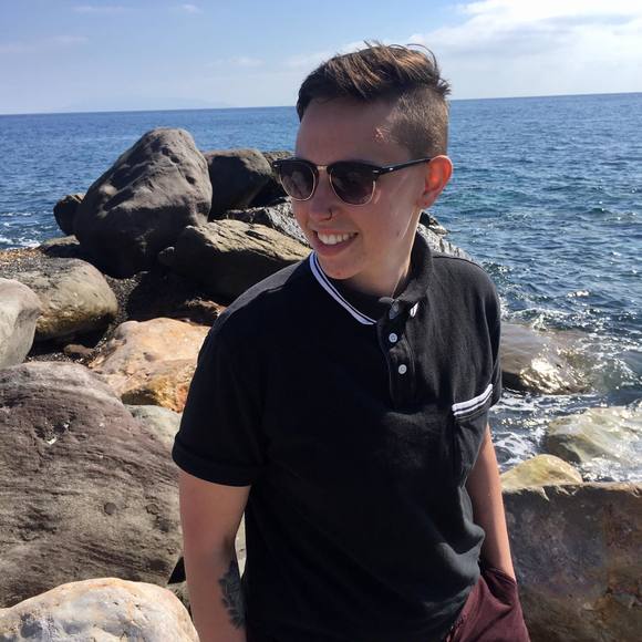 Jamie Calabria - Poshmark Profile Picture of Jamie Calabria (@jamie_calabria) on Poshmark