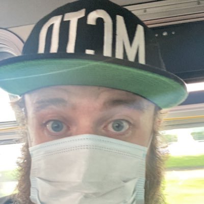 Profile Picture of Wayne Wolfe (@WaynerdWolfe) on Twitter