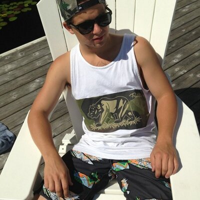 Profile Picture of Phillip Rousseau (@rous2390) on Twitter