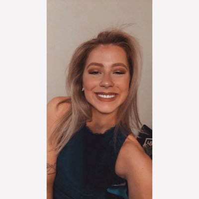 Profile Picture of Lex 🌸 ✨ (@alexiscook04) on Twitter