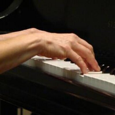 Janis Price - Twitter Profile Picture of Janis Price (@JayPiercy) on Twitter