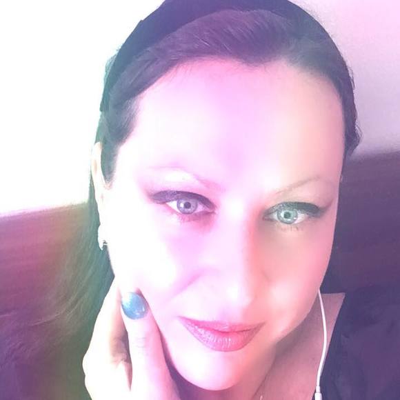 Profile Picture of Orivers Orivers (@odigma) on Poshmark