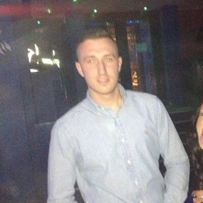 Profile Picture of Lee Richmond (@leerichmond21) on Twitter