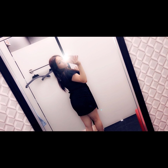 Profile Picture of Cassandra Harvey (@cassandrah958) on Poshmark