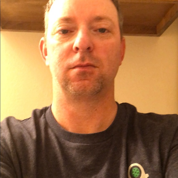 Profile Picture of Robert Frost (@northla1888) on Poshmark