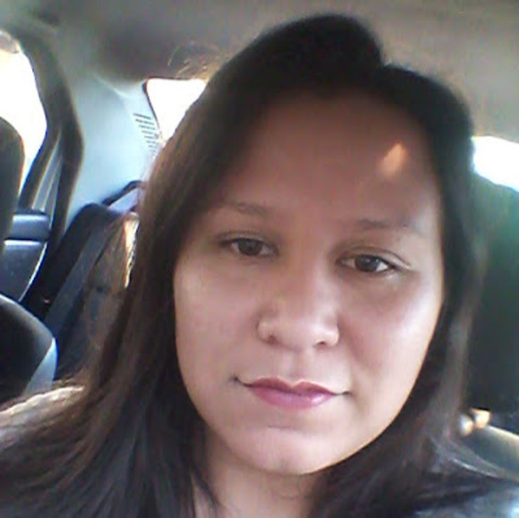 Profile Picture of Gabriela Grossert (@gabigrossert) on Poshmark