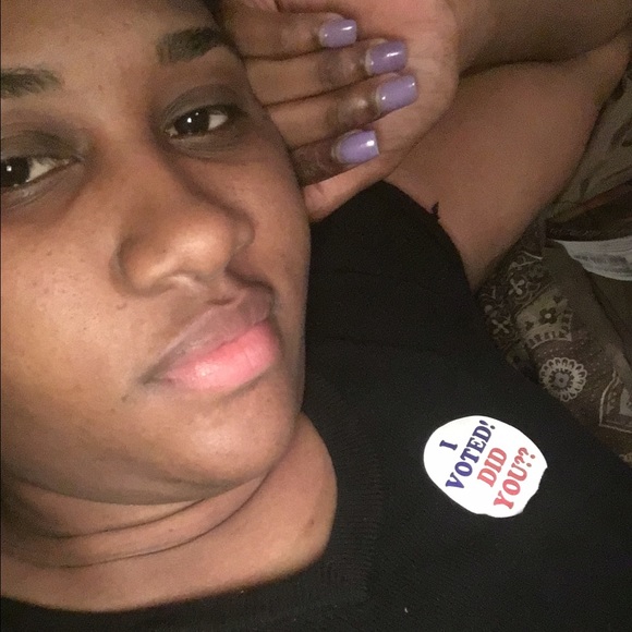 Profile Picture of Chameeka Thomas (@chameekat) on Poshmark
