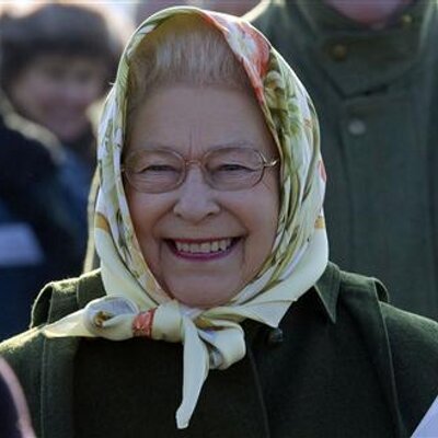 Profile Picture of Elizabeth Windsor (@TheQueen_UK) on Twitter