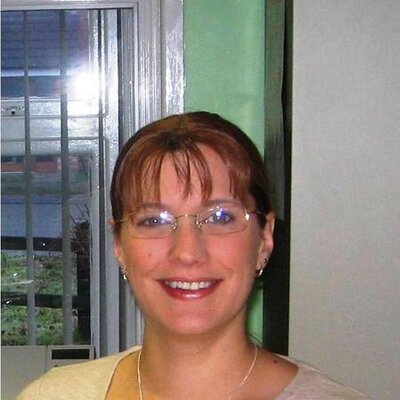 Profile Picture of Michelle Bloomfield (@michelleblooms) on Twitter